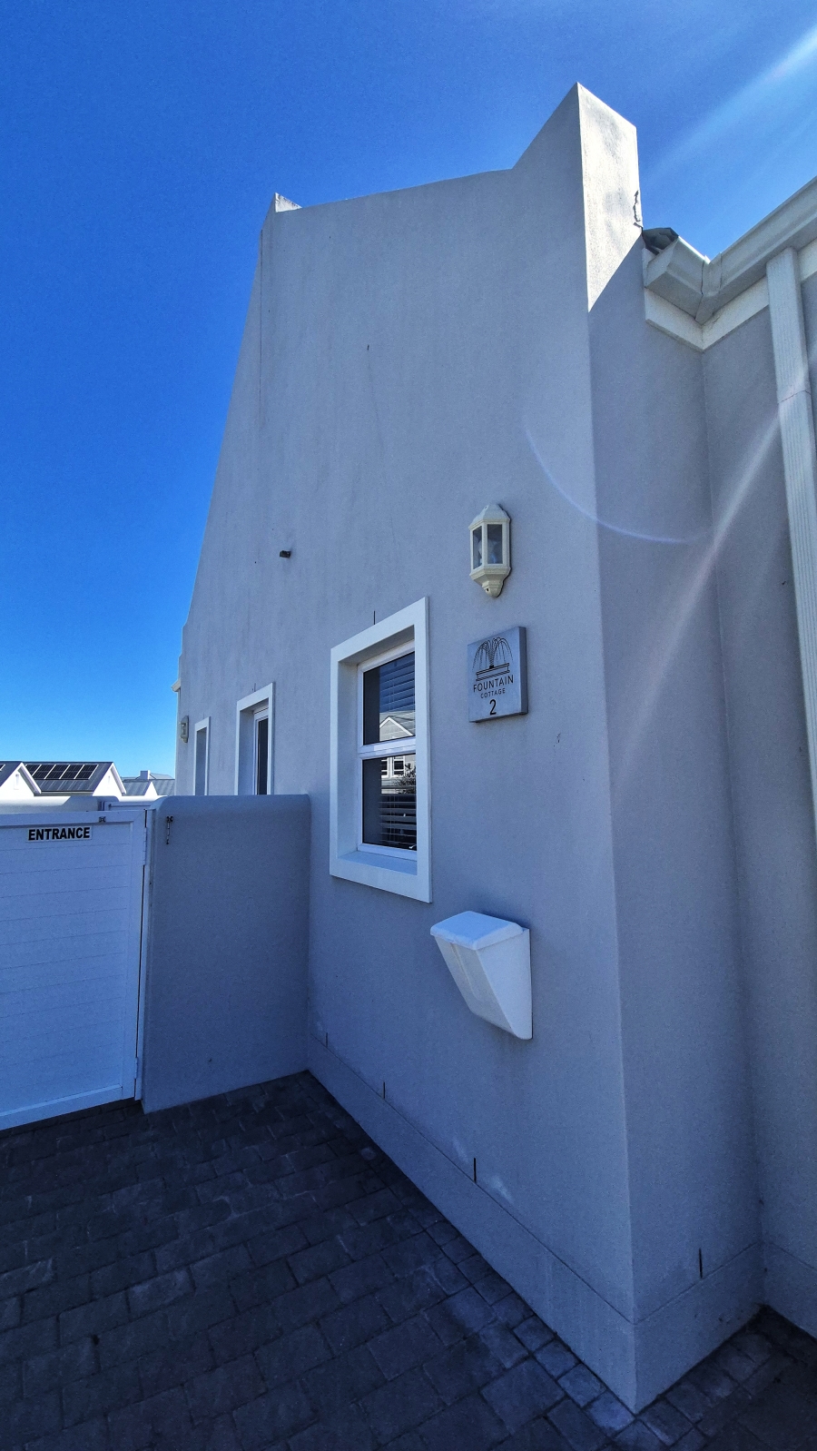 To Let 1 Bedroom Property for Rent in Westcliff Western Cape